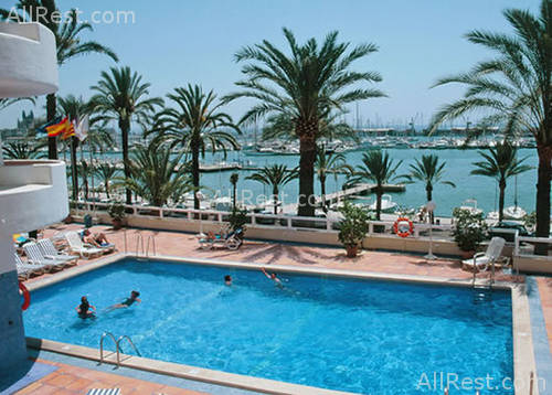 Tryp Bellver 10